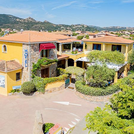 Hotel Lu Pitrali San Teodoro  Exteriör bild