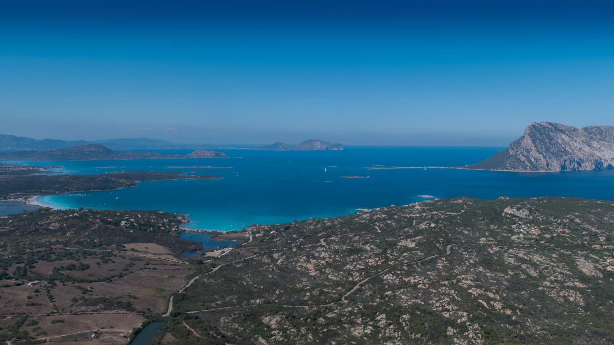 Hotel Lu Pitrali San Teodoro  Exteriör bild